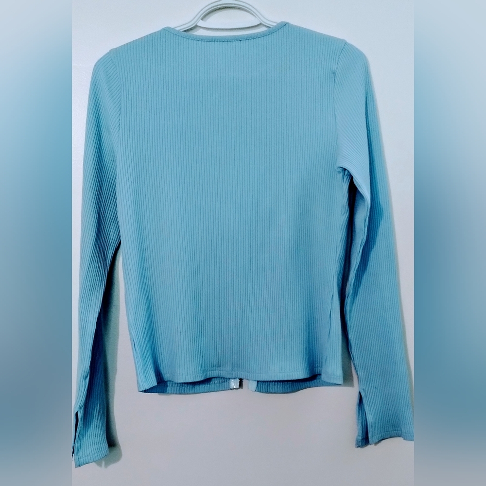 Sky Blue Ribbed Zip-Up Top - Picture 4 of 8